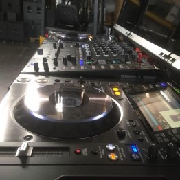 Pioneer Cdj-Djm Tour1...